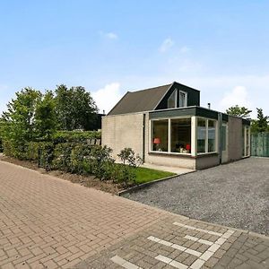 Huis "Holiday" met Drie Slaapkamers